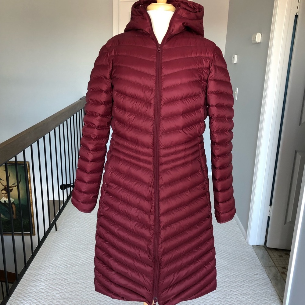 Lands End Womens Ultra Lightweight Packable Down Coat with Hood Sz Tall Large